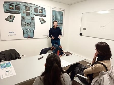 Simulateur de vol Boeing/Airbus sur vérins + visite du centre à Roissy - vue 4