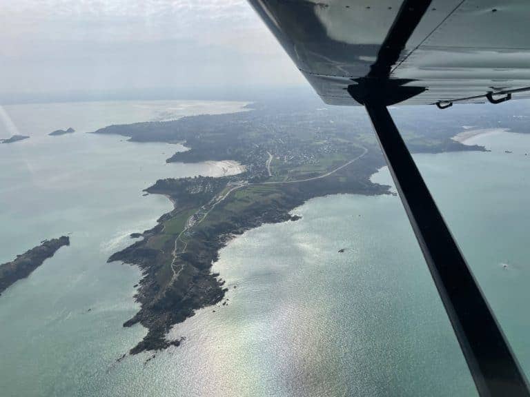 Vol en ULM de Dinard à Cancale et la pointe du Grouin - vue 1
