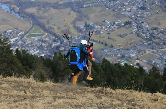 Baptême en parapente dans les Pyrénées - vue 3