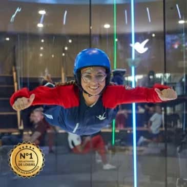 Simulateur de chute libre avec réalité virtuelle 4D à Lyon - vue 1
