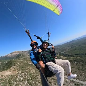 Baptême de parapente sur les hauteurs de Cannes - vue 1