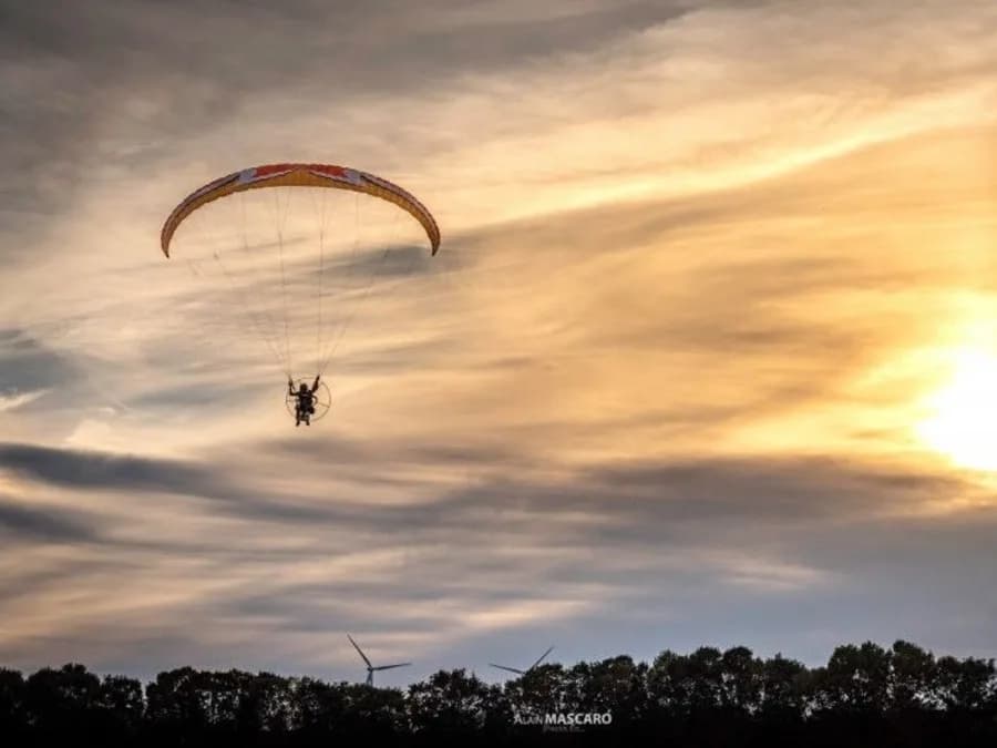 Vol en Paramoteur près de La Rochelle Vol en Paramoteur près de La Rochelle