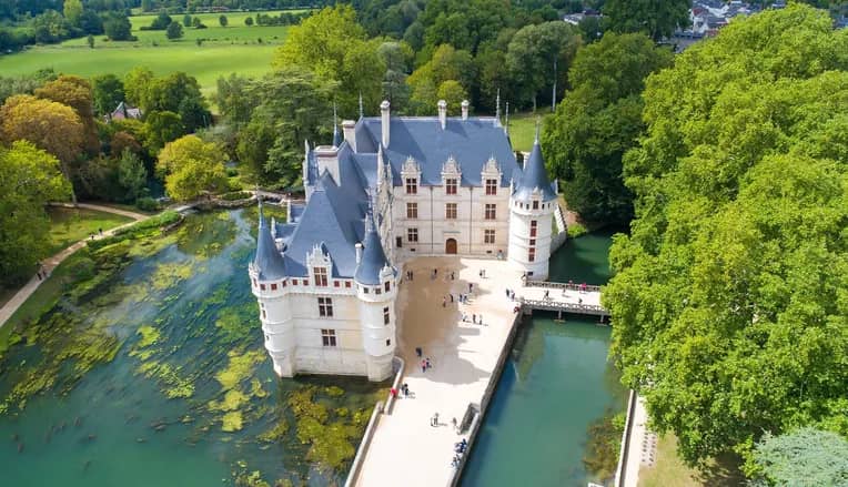 Baptême de l'air en avion autour de la vallée de la Loire et de ses châteaux - vue 1