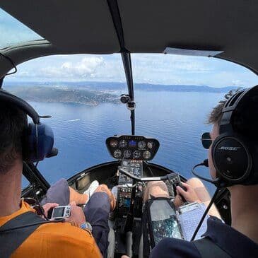 Vol en hélicoptère à Hyères dans le Var Vol en hélicoptère à Hyères dans le Var