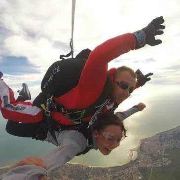Saut en parachute tandem au sud de Nantes - vue 4