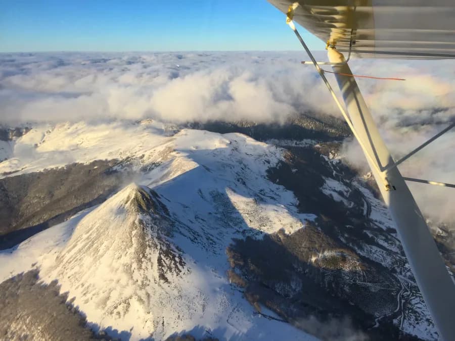 Vol d'initiation en ULM 3 axes près d'Aurillac - vue 2