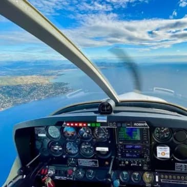 Baptême en avion autour de Cuers dans le Var - vue 3
