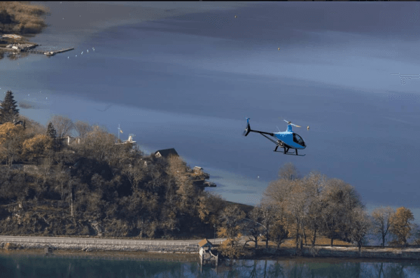 Vol en hélicoptère en Haute-Savoie prés d'Annecy - vue 2
