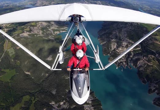 Vol en ULM pendulaire au départ de Barcelonnette Vol en ULM pendulaire au départ de Barcelonnette