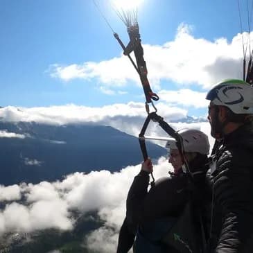 Vol en parapente à ski à Samoëns en Haute Savoie - vue 2