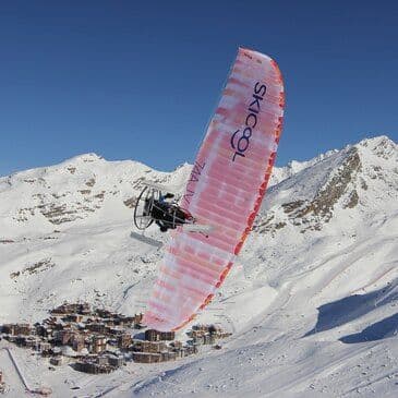 Vol en paramoteur à skis à Val Thorens - Vue sur le Mont-Blanc - vue 2