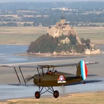 Vol en ULM biplan autour de Dinard Vol en ULM biplan autour de Dinard