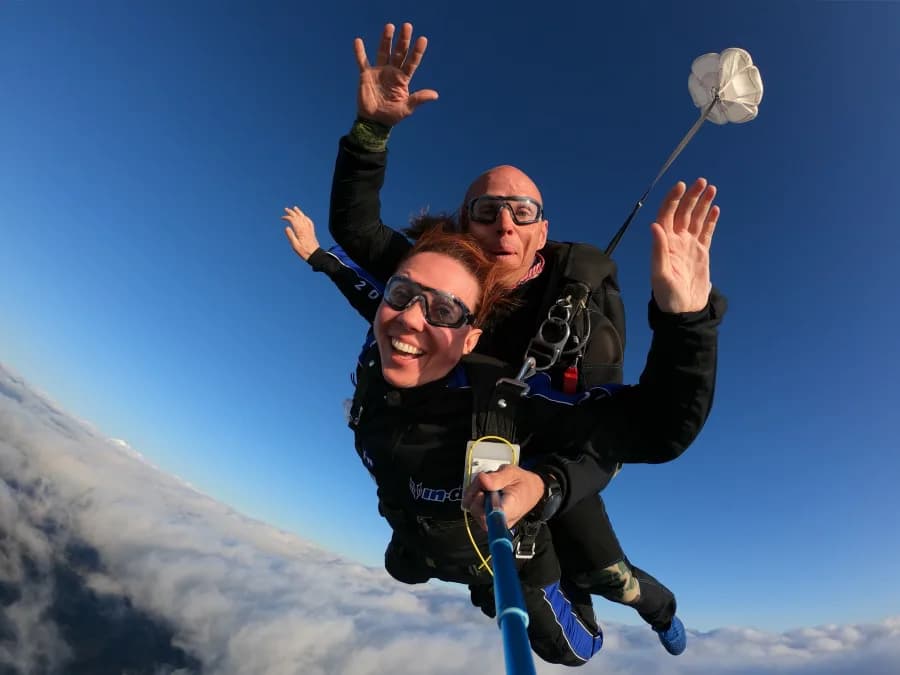 Saut en parachute au Mans dans la Sarthe - vue 2