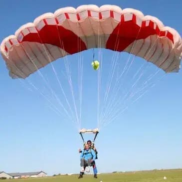 Saut en parachute à Valenciennes - vue 4