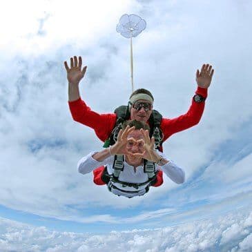 Saut en parachute tandem à Albi Saut en parachute tandem à Albi