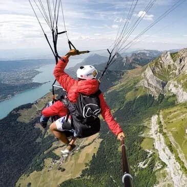 Vol en parapente au-dessus du lac d'Annecy - vue 6