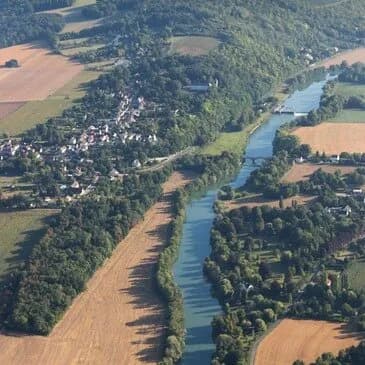 Baptême en ULM avec pilotage entre Reims et Paris - vue 3