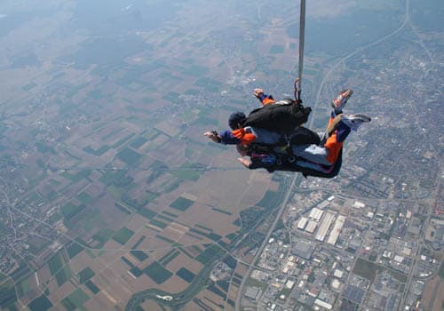 Saut en parachute près de Metz à la frontière allemande - vue 3