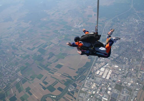 Saut en parachute près de Metz à la frontière allemande - vue 3