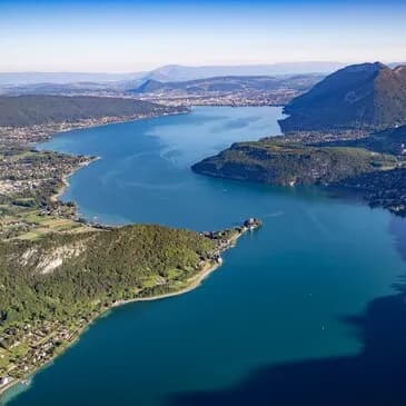 Baptême en hélicoptère autour d’Annecy - Survol Lac et Mont Blanc - vue 1