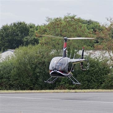 Survol du Puy du Fou en hélicoptère au départ de Cholet - vue 3