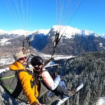 Vol en parapente à ski à Samoëns en Haute Savoie - vue 4