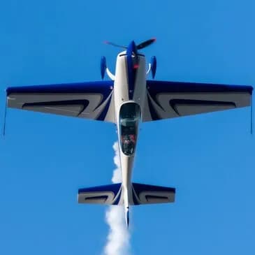 Baptême de voltige aérienne en avion à Annecy Baptême de voltige aérienne en avion à Annecy