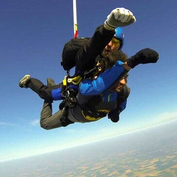 Saut en parachute près de Compiègne dans l'Oise - vue 4