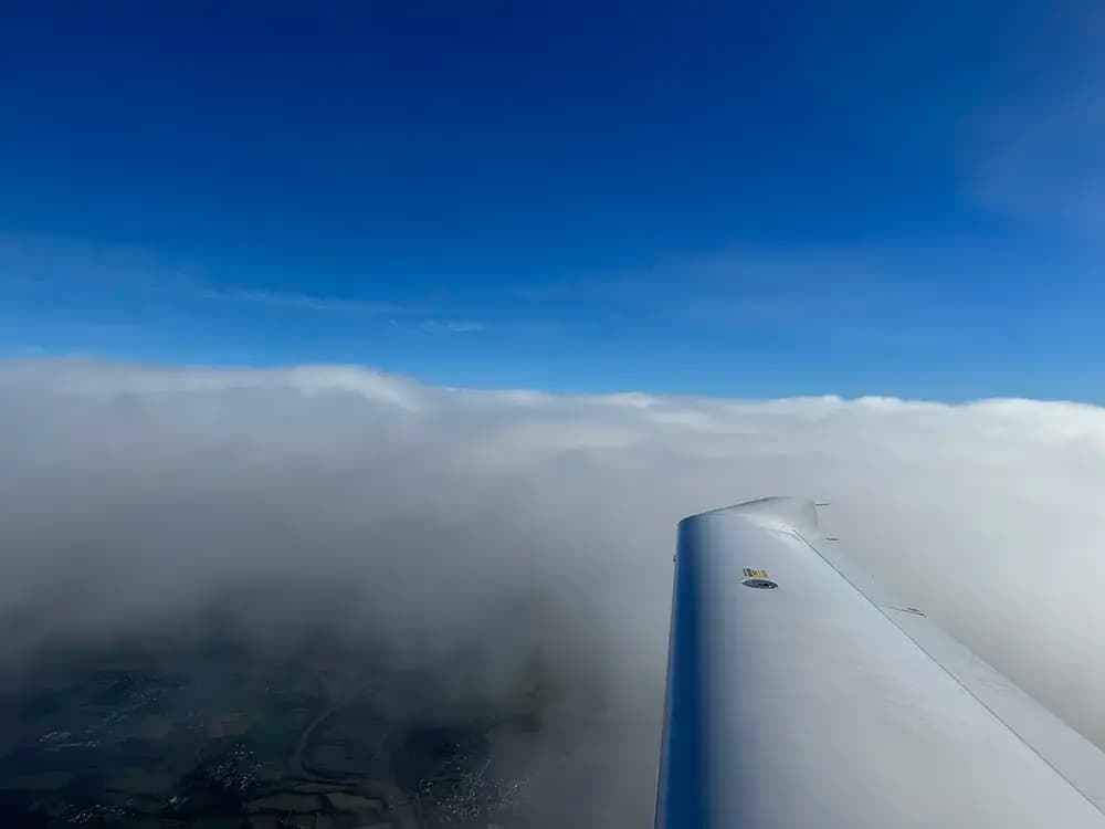 Vol d'initiation au pilotage d'avion à Rennes - vue 2