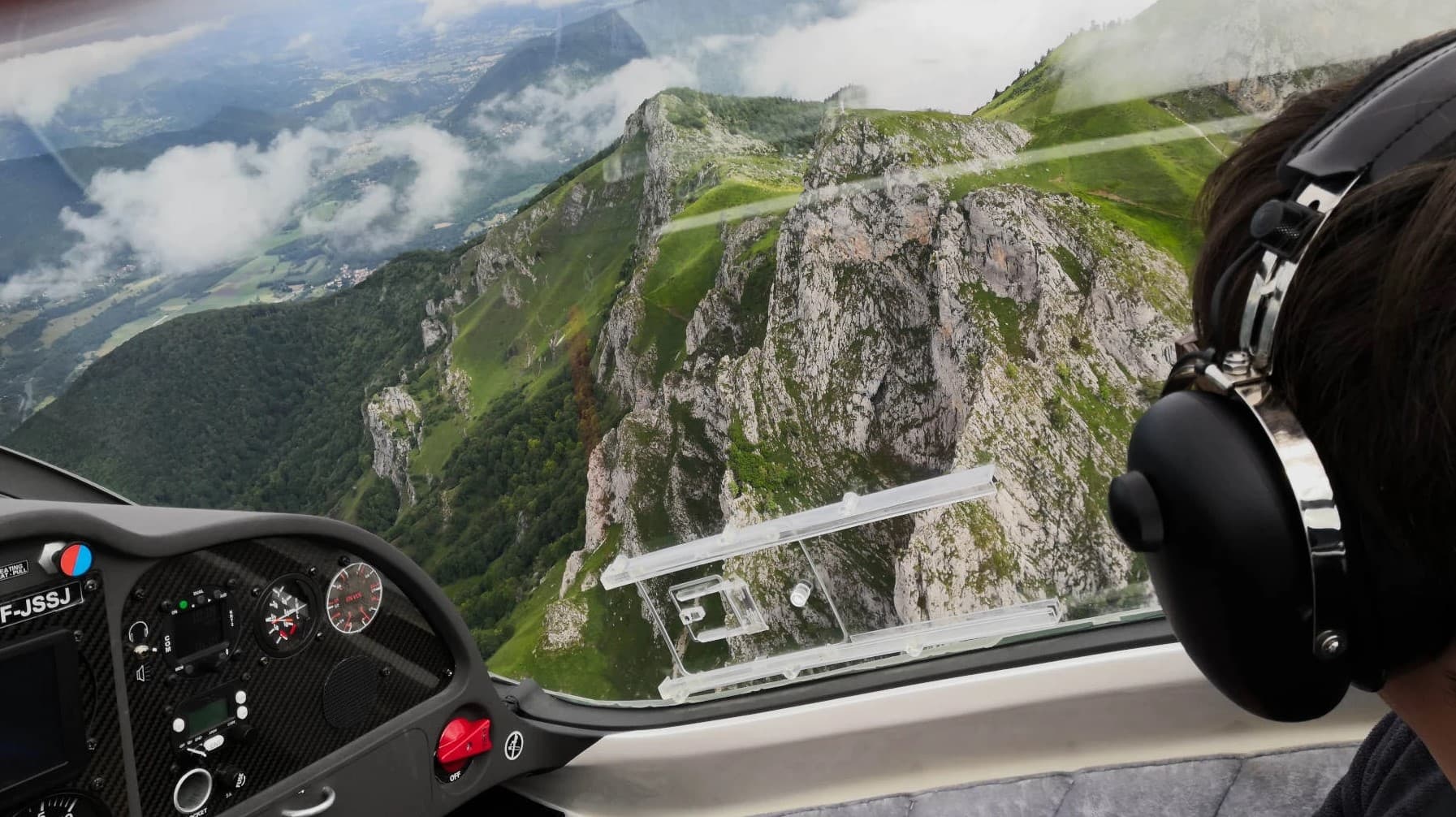 Baptême de l'air en planeur au pic du midi - vue 2