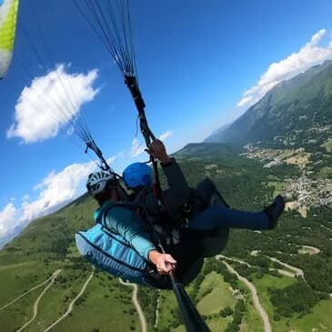 Vol en parapente dans les Hautes-Pyrénées - Vallée de Louron - vue 1