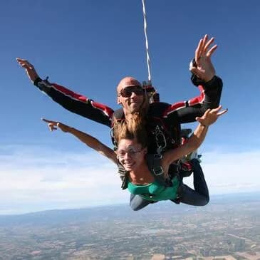 Saut en parachute en Montélimar Saut en parachute en Montélimar