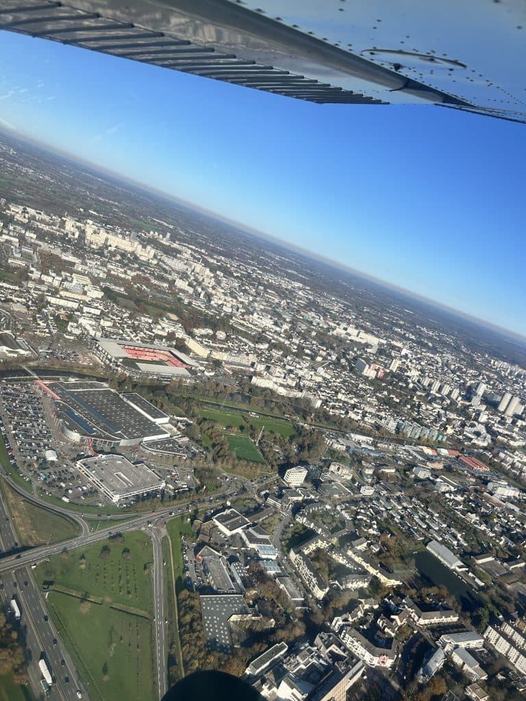 Vol découverte en avion électrique autour de Rennes - vue 2