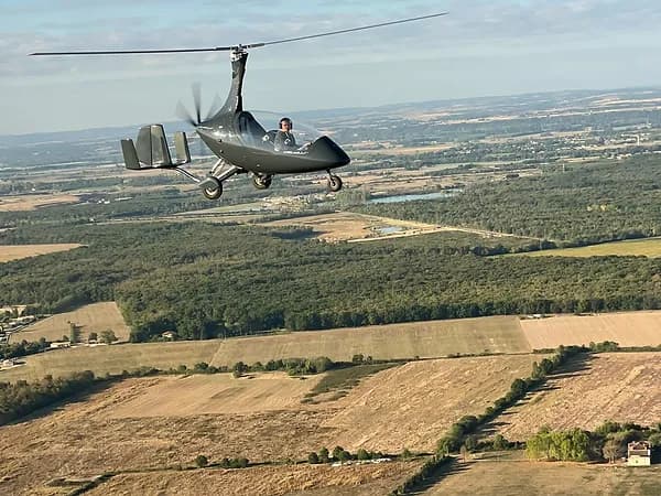 Baptême de l'air en autogire au nord de Toulouse Baptême de l'air en autogire au nord de Toulouse