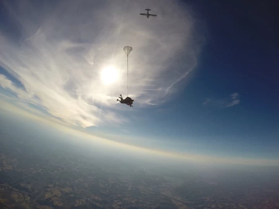 Saut en parachute en Dordogne - vue 2