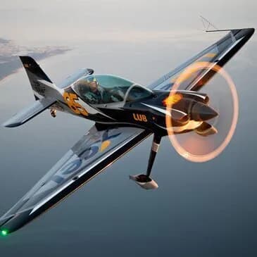 Baptême de voltige aérienne en avion au sud de Nantes Baptême de voltige aérienne en avion au sud de Nantes