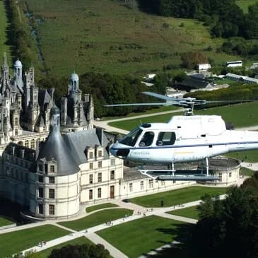 Vol en hélicoptère à Amboise - survol des Châteaux de la Loire - vue 2