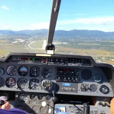Baptême en avion autour de Cuers dans le Var - vue 4