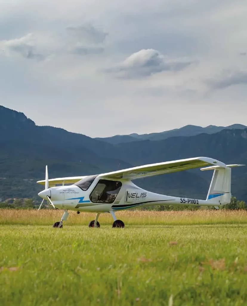 Vol découverte en avion électrique autour de Rennes Vol découverte en avion électrique autour de Rennes