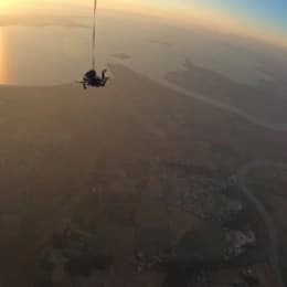 Saut en parachute tandem depuis Royan - vue 4