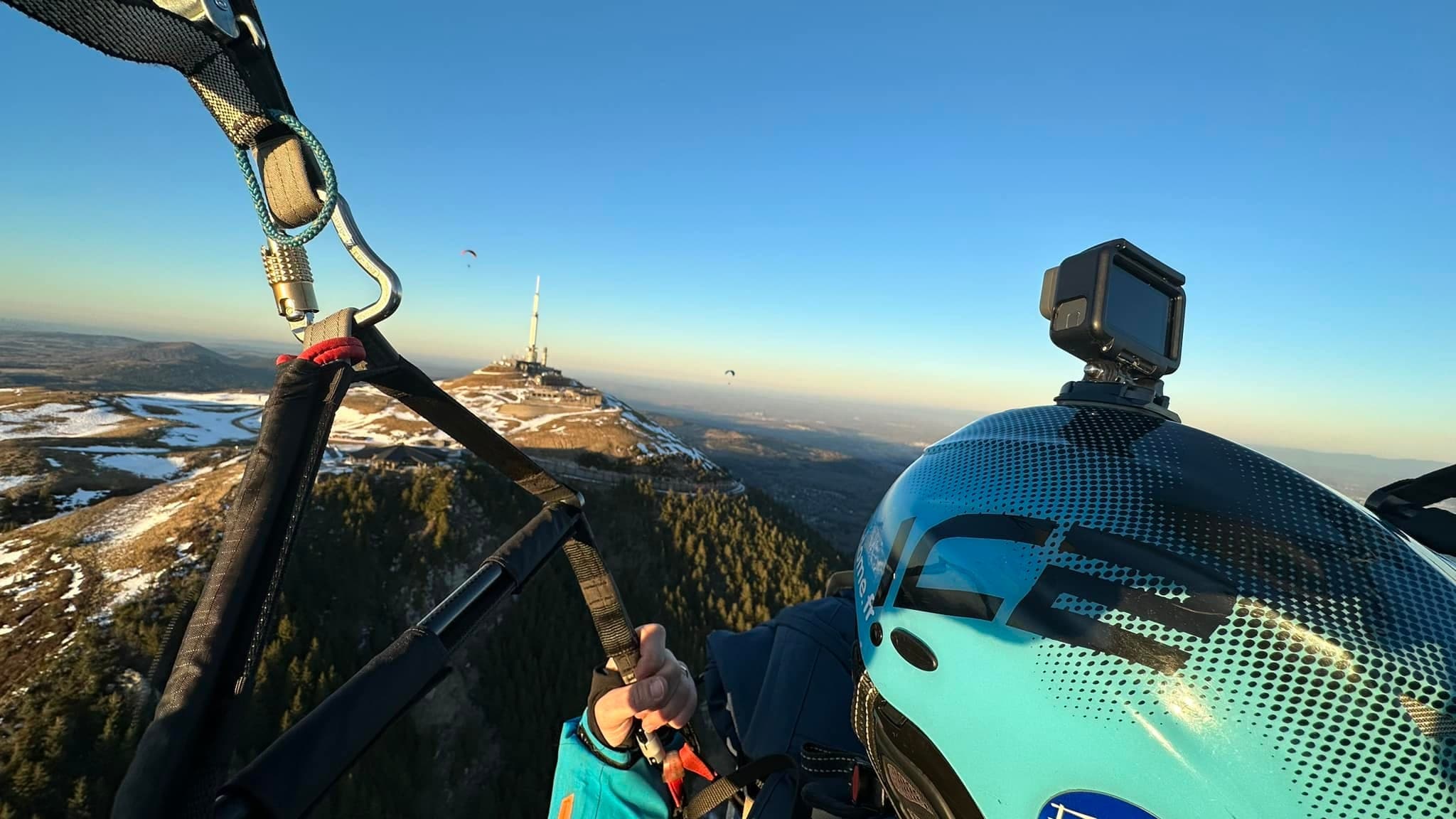 Baptême en parapente bi-place prés de Clermont-Ferrand - vue 7