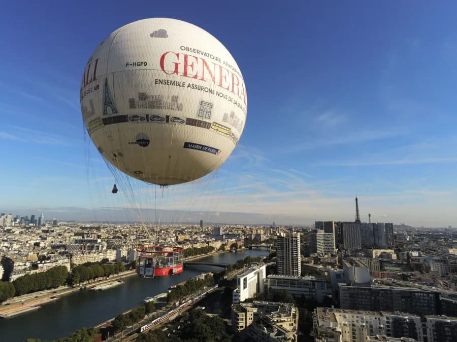 Ballon Generali à Paris - vue 3