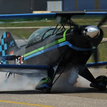 Baptême de voltige en avion à Cuers dans le Var - vue 4