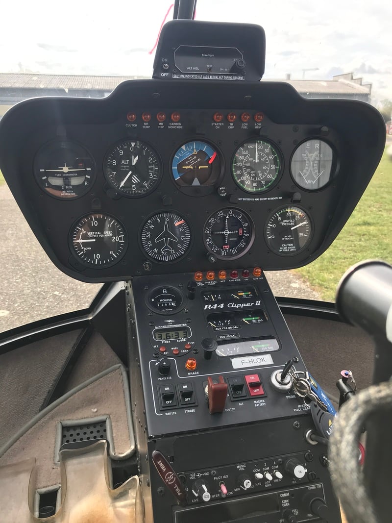 Vol d'initiation au pilotage d'hélicoptère à Colmar + 1 accompagnant - vue 2