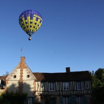 Survol du Vexin en montgolfière à Gisors - vue 1