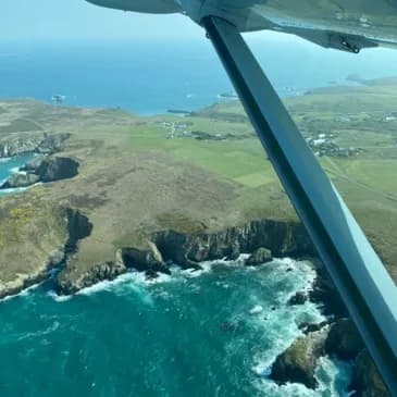 Baptême de l'air en Avion à Brest - Ouessant et île de Molène Baptême de l'air en Avion à Brest - Ouessant et île de Molène