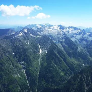 Baptême en parapente été-hiver près de Saint Lary Soulan - vue 2