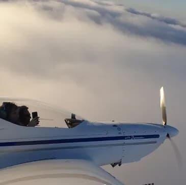 Baptême de l'air en avion à Frontenas dans le Rhône - vue 2