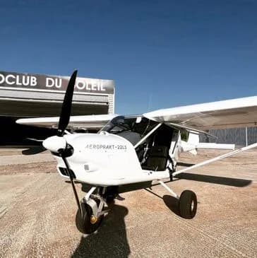Vol en ULM multiaxe dans le Var à Cuers - vue 2
