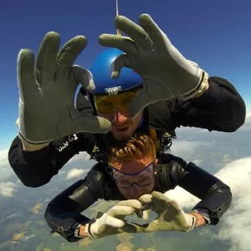 Saut en parachute + hôtel près Compiègne dans l'Oise - vue 4